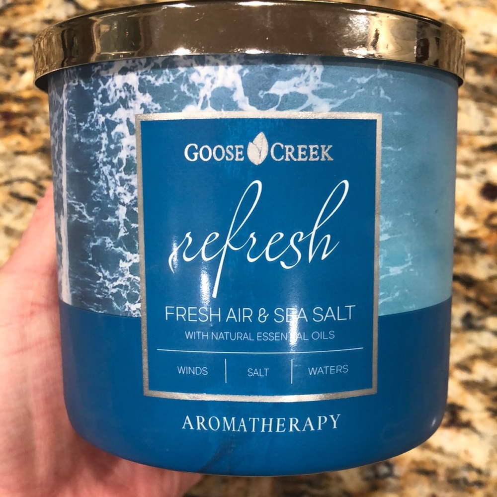 Goose Creek Candles - Refresh (fresh air & sea salt) - brand new